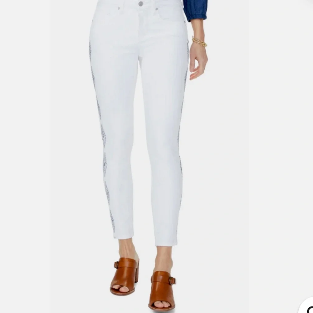 NYDJ Ami Diamond Trail Embroidery Skinny Jeans